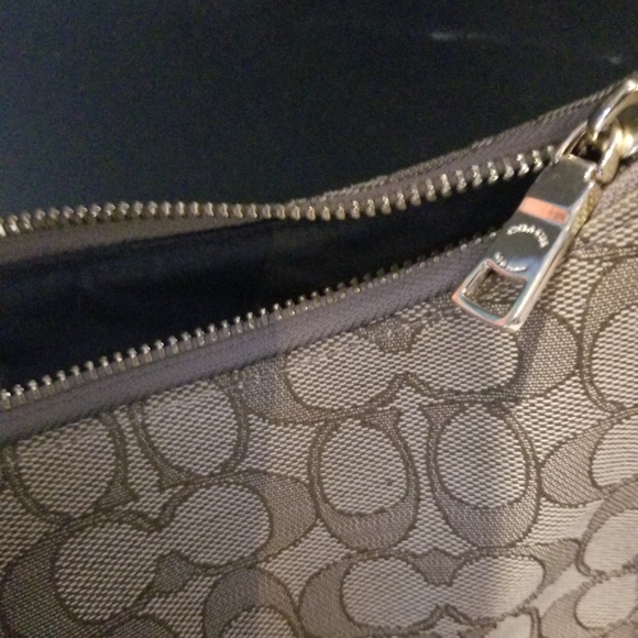 Coach Handbag - Picture 8 of 16